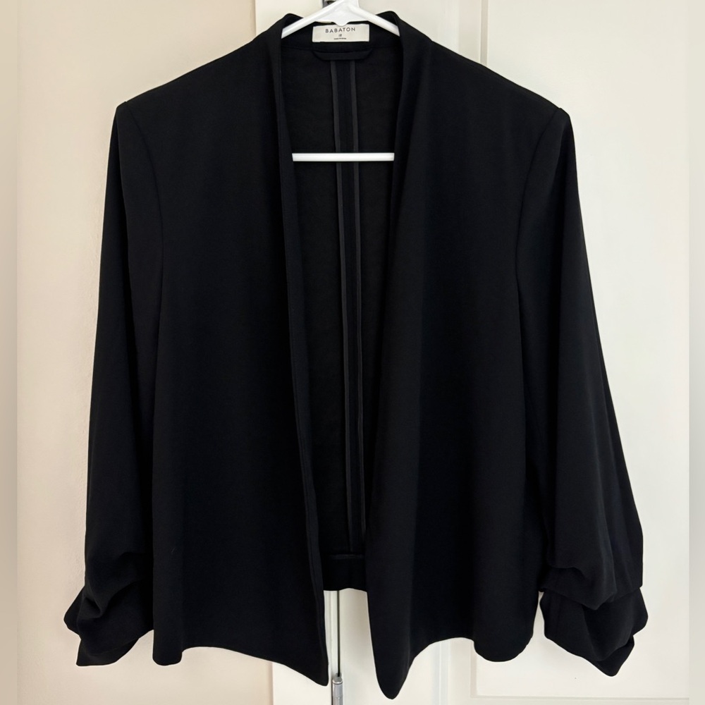 Aritizia Babaton Power Short Blazer Jacket Open Front in Black Size 12